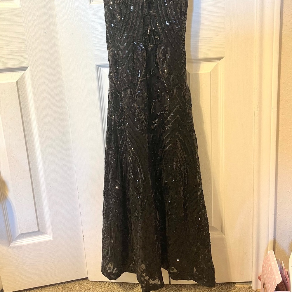 Elegant prom style sequins dress - Picture 5 of 9